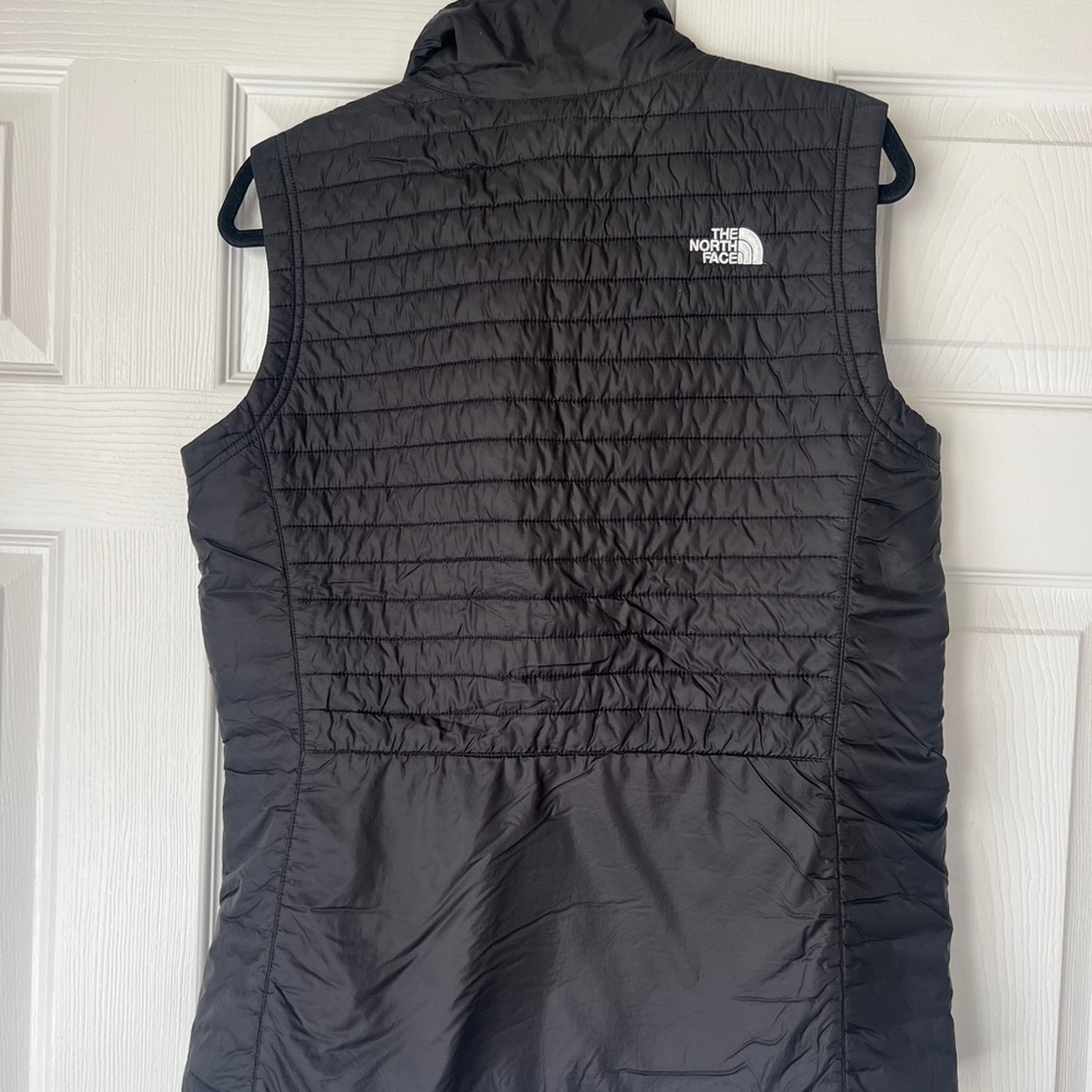 The North Face Women's Black Quilted Vest - LG - Picture 4 of 6